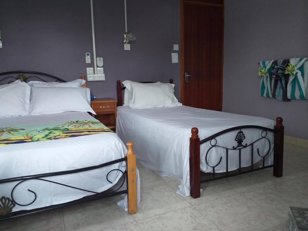 Tyvabro Guesthouse Mahebourg Bagian luar foto